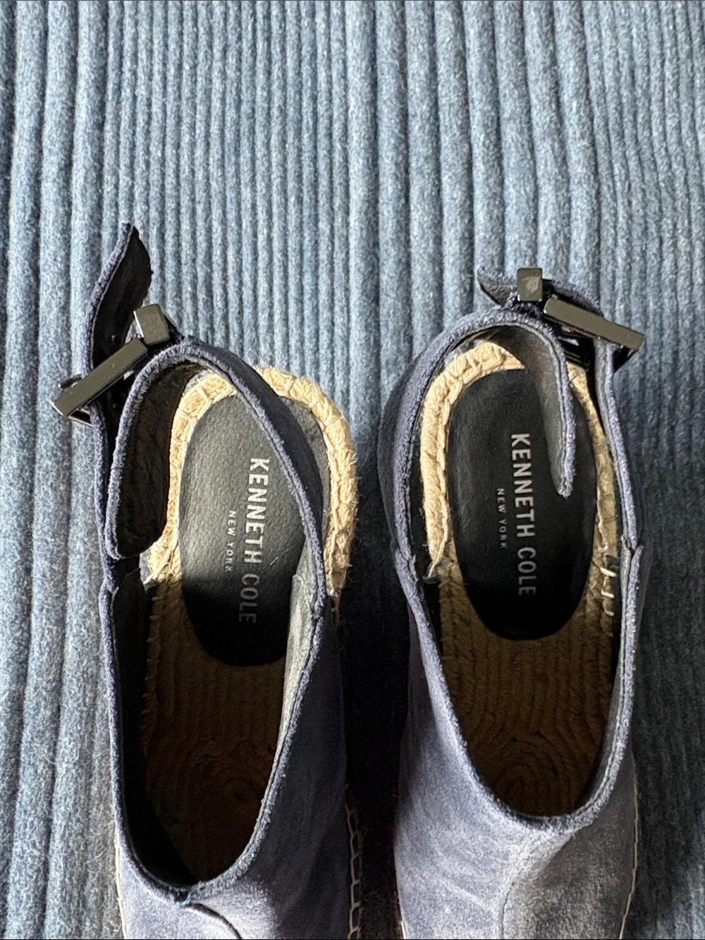 Kenneth Cole like new